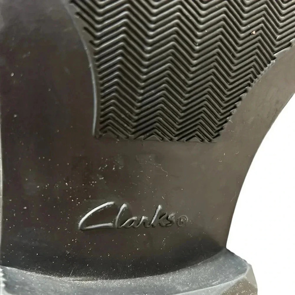Clark’s Tilden Oxford Collection shoes,men size 8.Black leather soft cushion. - Picture 10 of 14